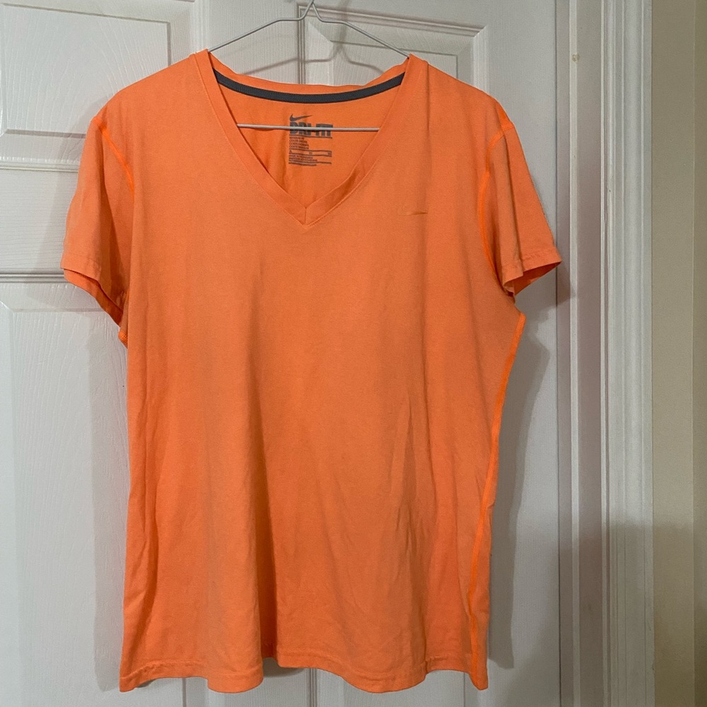 Women’s XL Nike Dri-Fit T-Shirt Orange